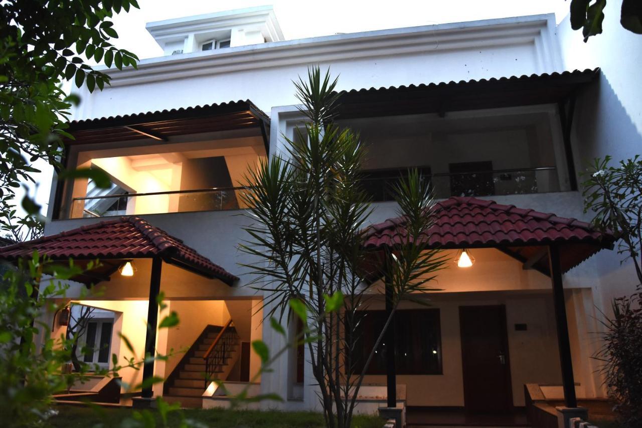Poppys Vista Hotel Thirumurugan Poondi Exteriör bild